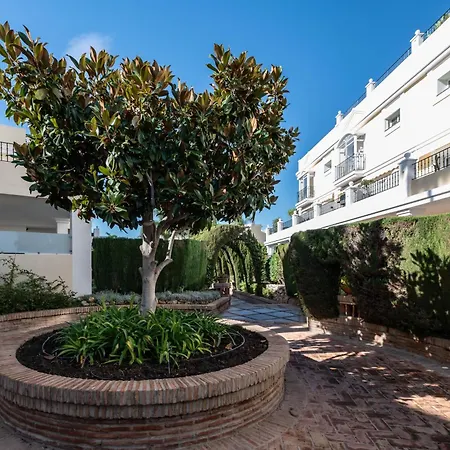 Apartment Calma House Aloha Gardens By Vps