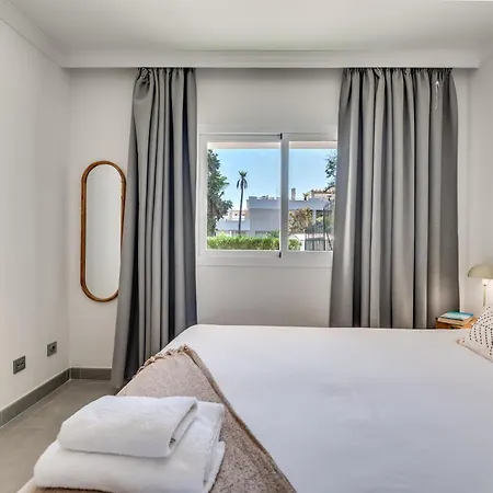 Apartment Calma House Aloha Gardens By Vps