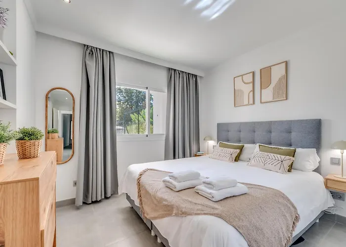 Calma House Aloha Gardens By Vps Apartment
