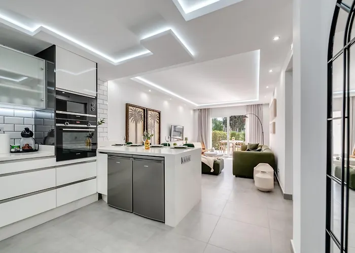 Calma House Aloha Gardens By Vps Apartment Marbella